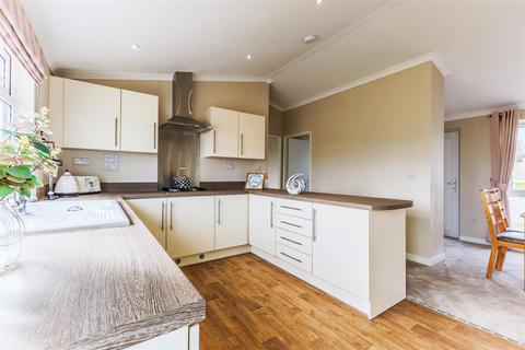 2 bedroom park home for sale, Offenham Road, Evesham WR11