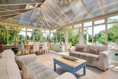 6 bedroom detached house for sale, Church Lane, Brandon, NG32