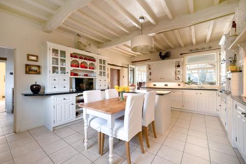 6 bedroom detached house for sale, Church Lane, Brandon, NG32
