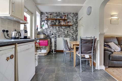 9 Hoyle Ing, Linthwaite, Huddersfield, HD7 5RX