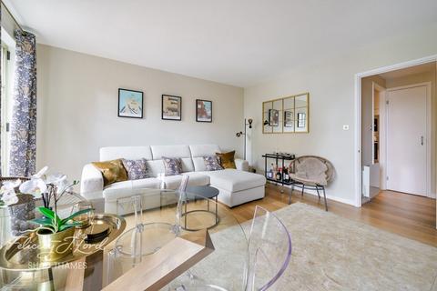 1 bedroom apartment for sale, The Circle, Queen Elizabeth Street, SE1