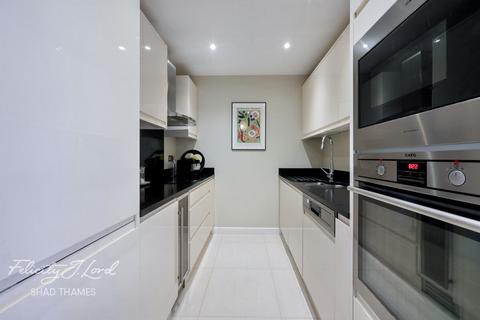 The Circle, Queen Elizabeth Street, SE1