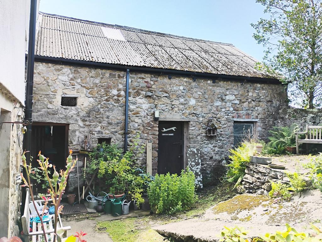 Attached Barn