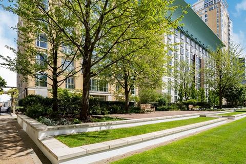 2 bedroom flat to rent, Westferry Circus, London E14