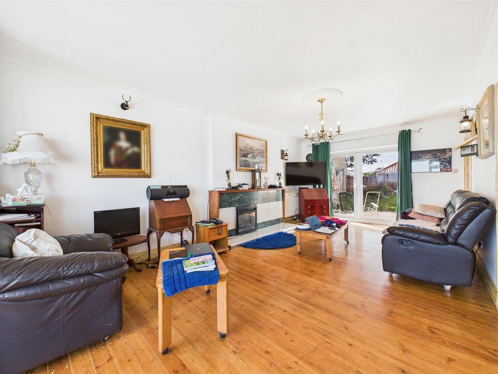 Lounge: