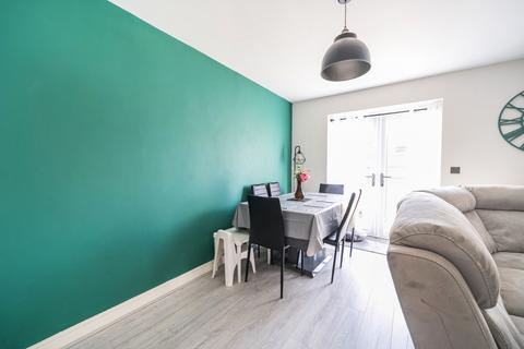 3 bedroom detached house for sale, Aventine Grove, Dunstable LU5
