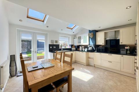 3 bedroom terraced house for sale, Albermarle Drive, Grove, OX12