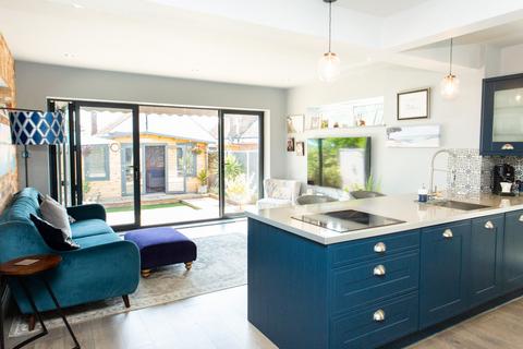 3 bedroom detached house for sale, Fernlea Avenue, Herne Bay, CT6