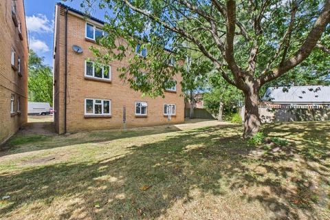 St. Peters Close, Cheltenham, Gloucestershire, GL51