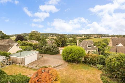 4 bedroom detached bungalow for sale, Blakewell Mead, Painswick, Stroud