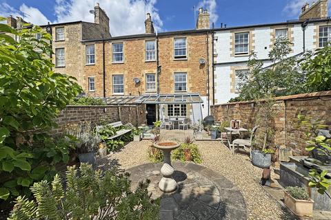 3 bedroom terraced house for sale, St. Leonards Street, Stamford