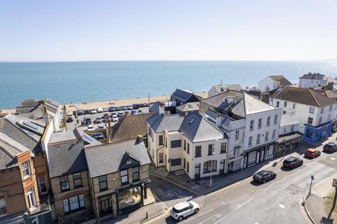 3 bedroom apartment for sale, Sandgate High Street, Sandgate, CT20