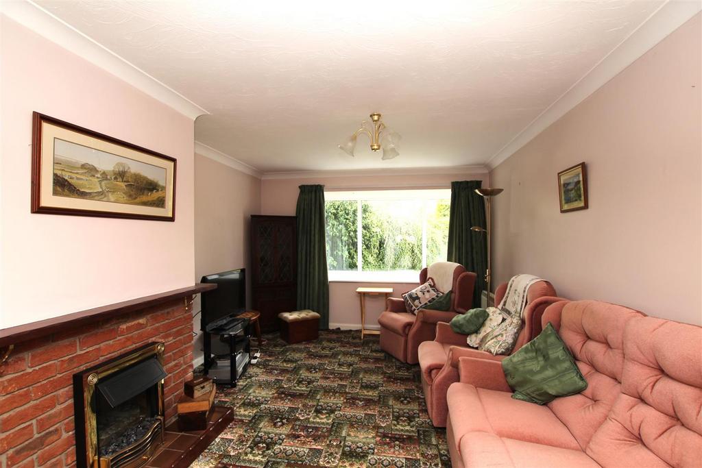 Living Room.JPG