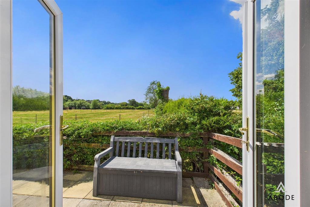 CAM04913 G0-PR0044-STILL006.jpg