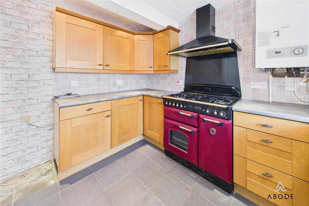 CAM04913 G0-PR0044-STILL002.jpg