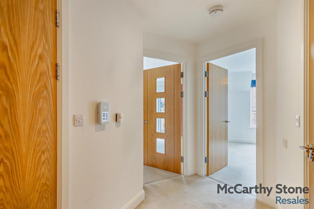 8655979-interior02-800.jpg