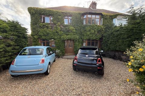 6 bedroom semi-detached house for sale, Argyle Avenue, Margate