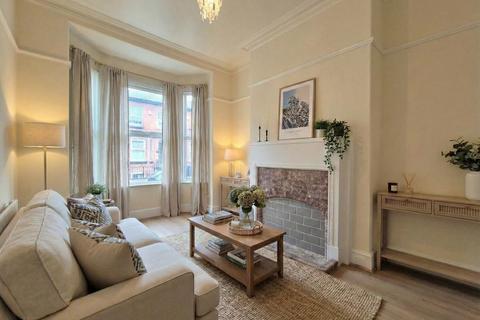 2 bedroom terraced house to rent, Byrom Street, Altrincham