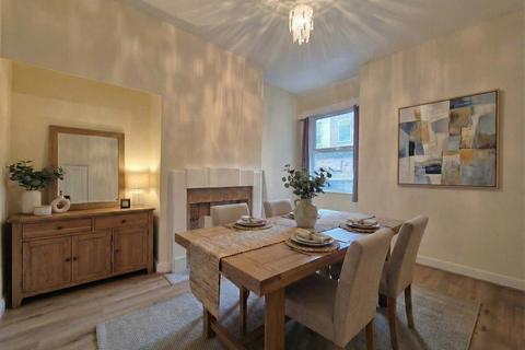 2 bedroom terraced house to rent, Byrom Street, Altrincham