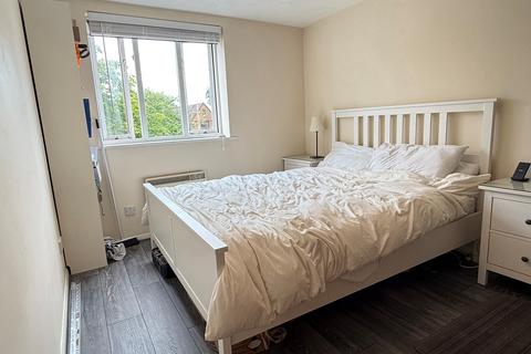1 bedroom flat for sale, Hirondelle Close, Duston, NN5 6YS
