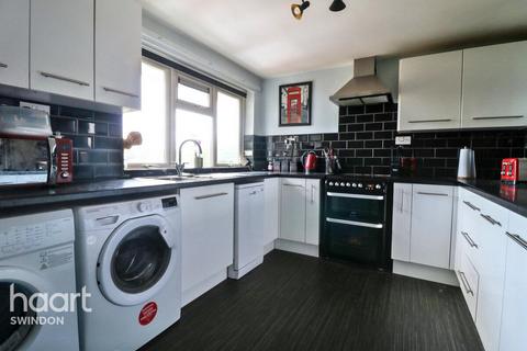 2 bedroom apartment for sale, Priory Street, CORSHAM