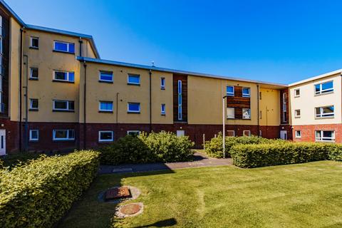 3 bedroom flat for sale, 8/2 New Mart Place, Edinburgh, EH14