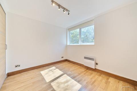 23 Dormans Close, Northwood, HA6 2FX