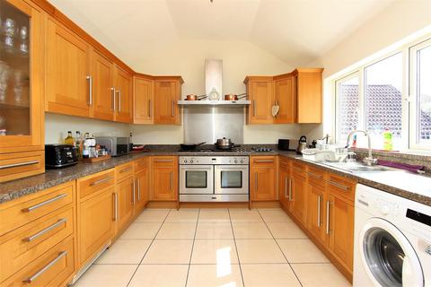 undefined, Outwood Lane, Chipstead