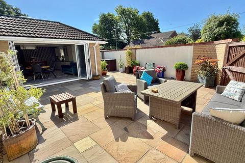 4 bedroom detached bungalow for sale, Moneyfly Road, Verwood, BH31 6BL