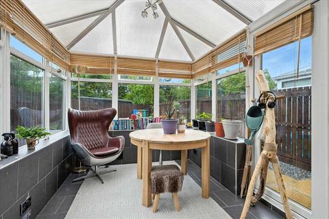9 Alloway Drive, Kirkcaldy, KY2 6DX