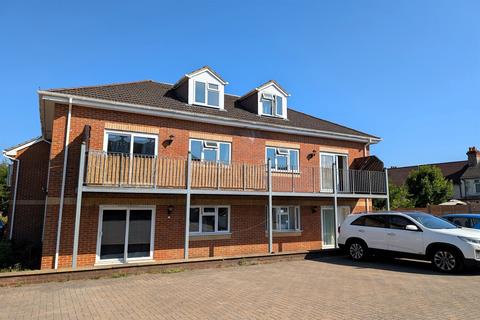 undefined, Southampton SO17