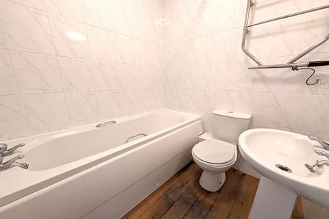 undefined, Southampton SO17
