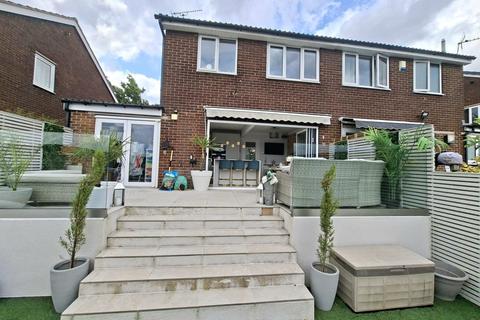 13 Hillcrest Road, Deepcar, Sheffield, S36 2QL