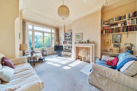 undefined, Fordhook Avenue, Ealing Common, W5