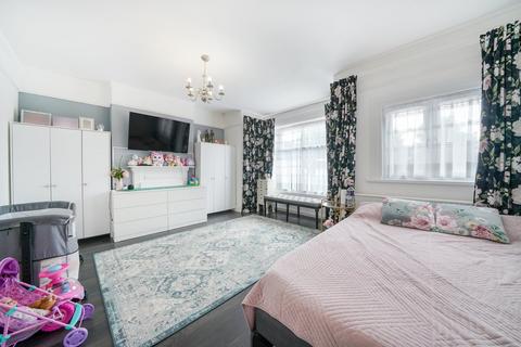 3 bedroom terraced house for sale, Fairview Road, London, SW16