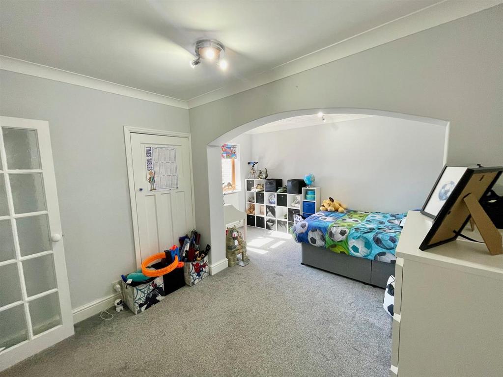 Bedroom 3.jpg