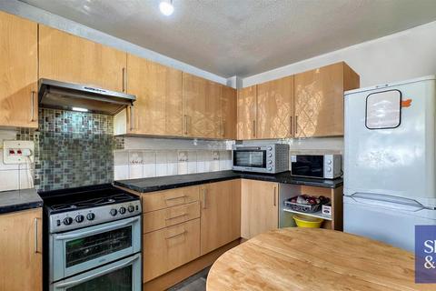 2 bedroom end of terrace house for sale, Clare Road, Hounslow TW4