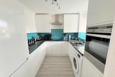 undefined, Aysha Close, New Milton, Hampshire. BH25 5PQ