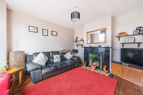 2 bedroom terraced house for sale, Park Lane, Chippenham