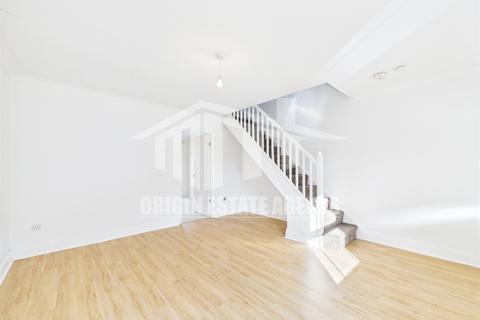 3 bedroom semi-detached house for sale, Pebworth Avenue, Solihull B90