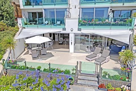 2 bedroom apartment for sale, Crowstone Court, 50 Holland Road, Westcliff-On-Sea, Essex, SS0