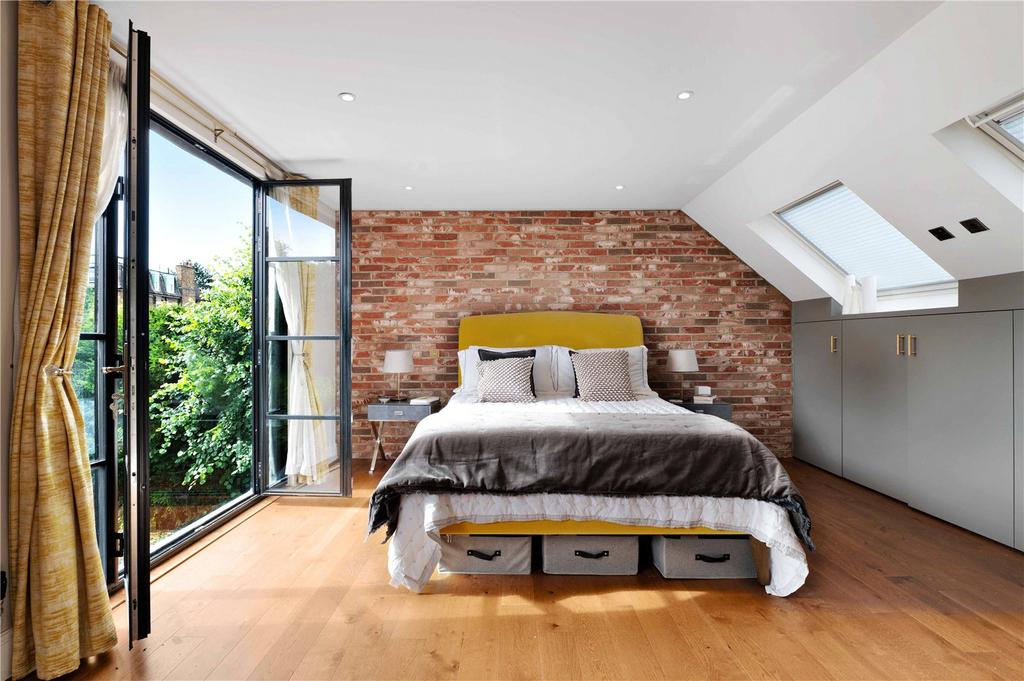 Principal Bedroom