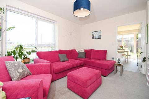 32 Lytton Crescent, Sheffield, S5 8AY