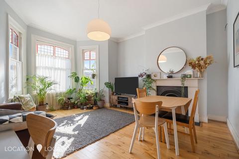Top Flat, 113 Osbaldeston Road, Stoke Newington, London, N16 6NP