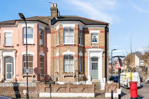 Top Flat, 113 Osbaldeston Road, Stoke Newington, London, N16 6NP