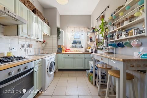 Top Flat, 113 Osbaldeston Road, Stoke Newington, London, N16 6NP