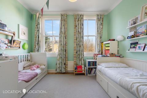 Top Flat, 113 Osbaldeston Road, Stoke Newington, London, N16 6NP