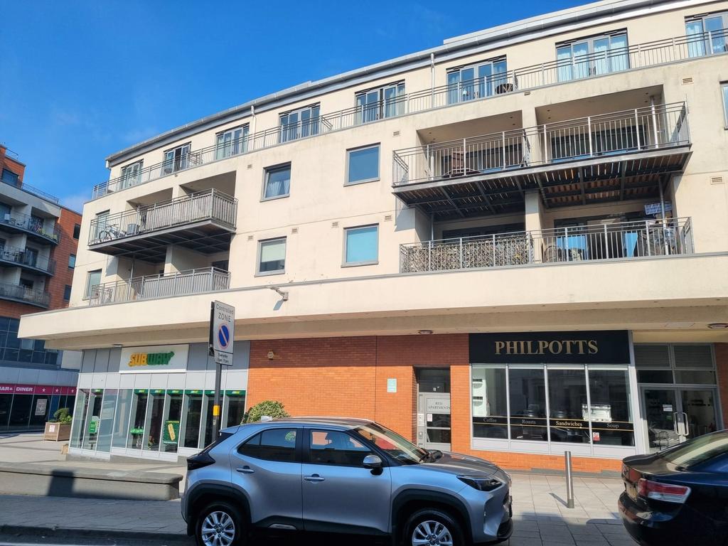 Fully Furnished Apartment With Large Balcony &amp; Pa