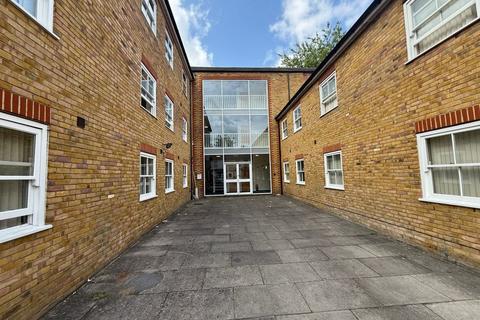 8 Jubilee Road, High Wycombe