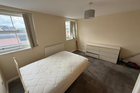 Flat to rent, 8 Jubilee Road, High Wycombe